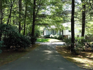 56 Deer Path Ln, Weston, MA 02493 - photo 2