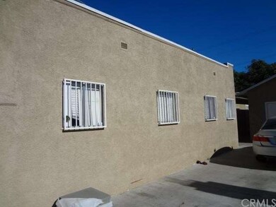 Side of front unit