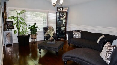 11836 S Hale Ave, Chicago, IL 60643 - photo 2