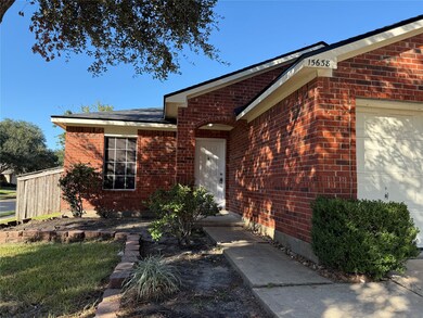 15638 Barber Grove Ln, Houston, TX 77095 - photo 2