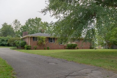 405 Cloverdale Rd, Shelbyville, TN 37160 - photo 4