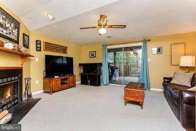 13991 Gunners Place, Centreville, VA 20121 - photo 5