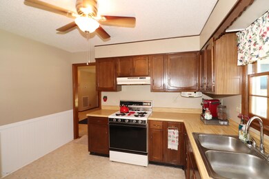 103 Pine Rock - Kitchen (3)