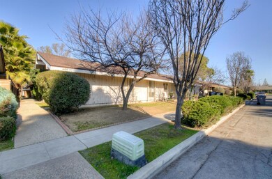 464 E Calimyrna Ave, Fresno, CA 93710 - photo 7
