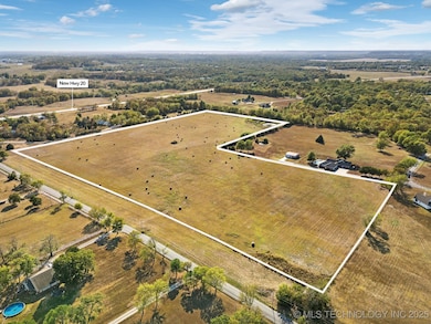 View looking from NorthEast towards SouthWest.  Pi