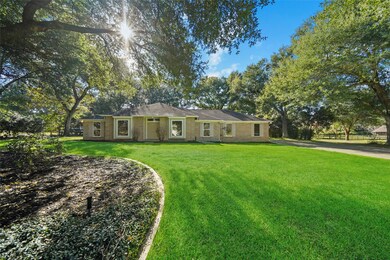 18911 Misty Ln, Tomball, TX 77377 - photo 3
