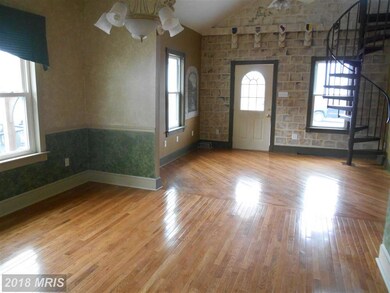 11213 Hollywood Rd, Hagerstown, MD 21740 - photo 3