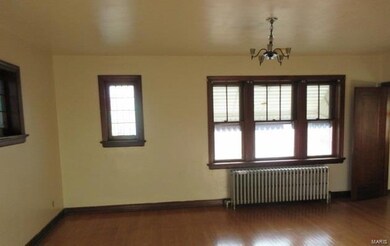 4105 N Taylor Ave, Saint Louis, MO 63115 - photo 2