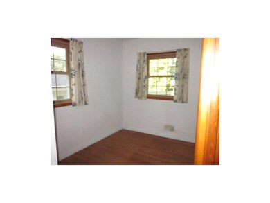 Bedroom. Smaller bedroom