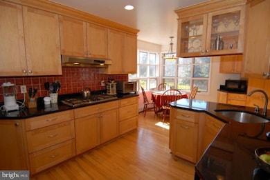 2120 Great Falls St, Falls Church, VA 22043 - photo 5