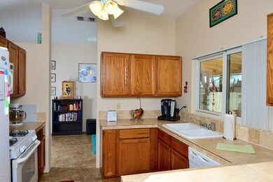 2641 W Lazybrook Dr, Tucson, AZ 85741 - photo 5