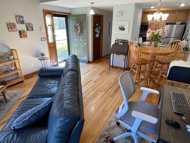 67 Montrose Dr, Stratham, NH 03885 - photo 4