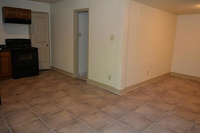 1644 Hawthorne St unit D, Houston, TX 77006 - photo 6