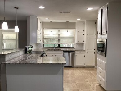 6509 Riddle Dr, North Richland Hills, TX 76182 - photo 2