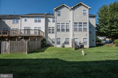 4857 Waltonshire Cir, Olney, MD 20832 - photo 2