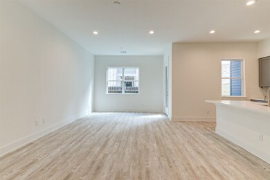 2529 Judiway St, Houston, TX 77018 - photo 6