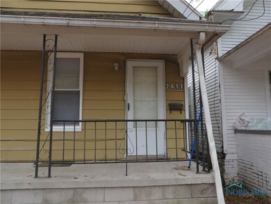 Front Entrance 2611 Locust