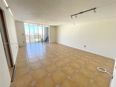 Byron Gardens Condominium unit 704, Miami Beach, FL 33141 - photo 2
