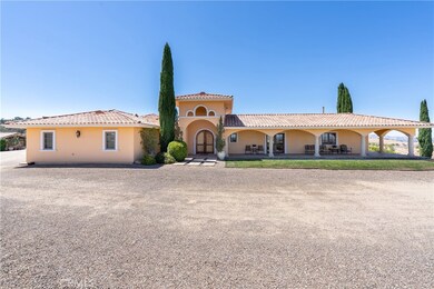 725 Spring Creek Way, Templeton, CA 93465 - photo 5