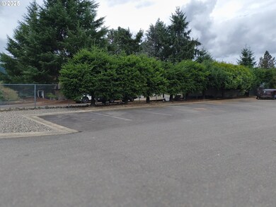 180 Twin Oaks Loop, Winston, OR 97496 - photo 4