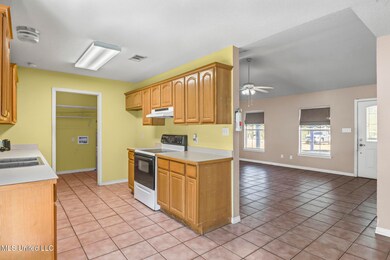 21085 Lawrence Ladner Rd, Kiln, MS 39556 - photo 7