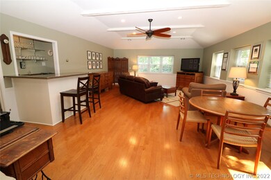 2420 Dorchester Dr, Bartlesville, OK 74006 - photo 5