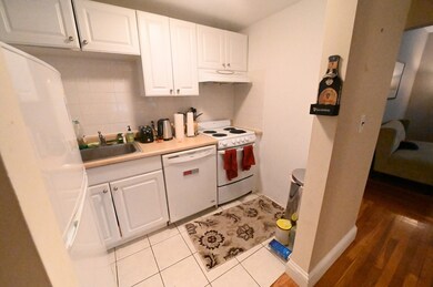 1819 Beacon St unit 4, Brookline, MA 02445 - photo 7