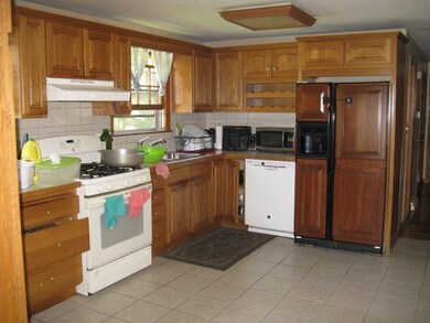 279 River St, Billerica, MA 01821 - photo 4