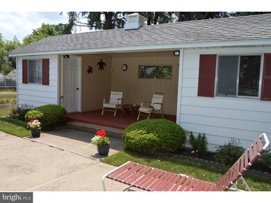 16 Braintree Common, Feasterville Trevose, PA 19053 - photo 4