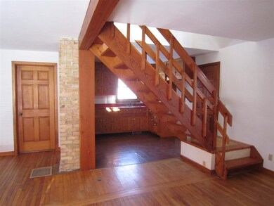 1806 Sheridan St, Madison, WI 53704 - photo 5