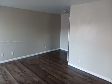 628 SW 4 St unit 3, Belle Glade, FL 33430 - photo 6