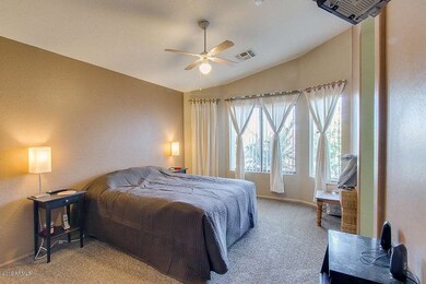 Onza8750MasterBedroom