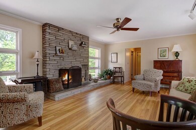 3984 Wynding Dr, Columbus, OH 43214 - photo 3