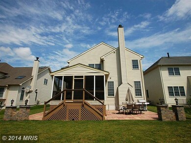 25489 Carrington Dr, Chantilly, VA 20152 - photo 2