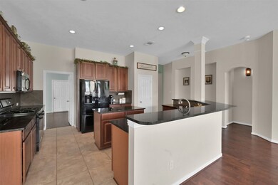 31331 Ribbonwood Park Ln, Spring, TX 77386 - photo 6