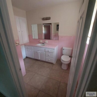 230 E Caffery Ave, Pharr, TX 78577 - photo 4