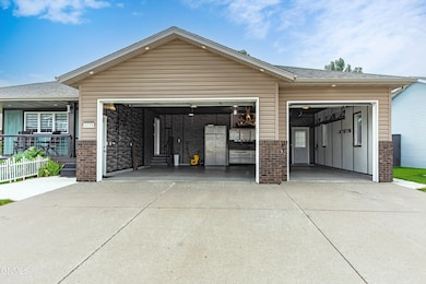 2235 La Corte Loop, Bismarck, ND 58503 - photo 5