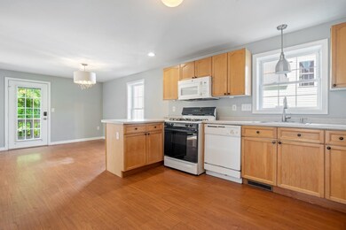 85 Barbara Ln, Hudson, NH 03051 - photo 6