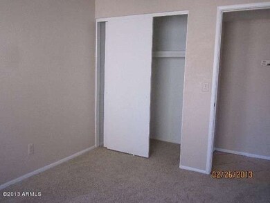 bed2 closet-mfsopt