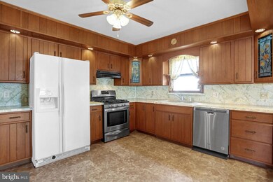 350 Church Ave, Shoemakersville, PA 19555 - photo 6