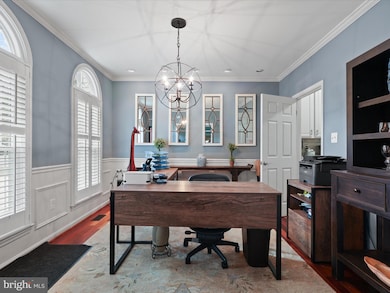 210 W Locust St, Occoquan, VA 22125 - photo 6