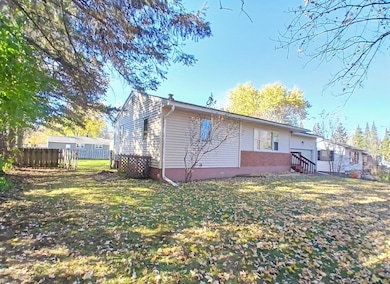 709 29th St, Cloquet, MN 55720 - photo 4