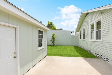 2831 Calhoun St, New Orleans, LA 70118 - photo 5