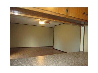 Other Plan. Kitchen to Living Room