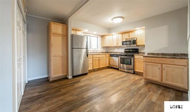 145 Mayfair Dr, Lincoln, IL 62656 - photo 5