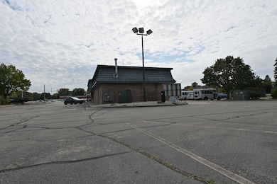 622 3 Mile Rd, Racine, WI 53402 - photo 6