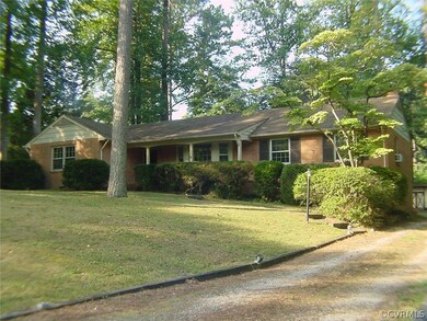 2034 sqft one level Brick home