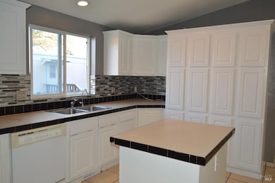 3900 N State St unit 75, Ukiah, CA 95482 - photo 6