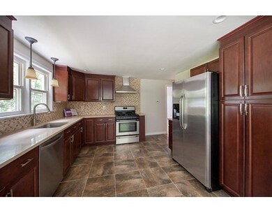 16 Green St, Beverly, MA 01915 - photo 2