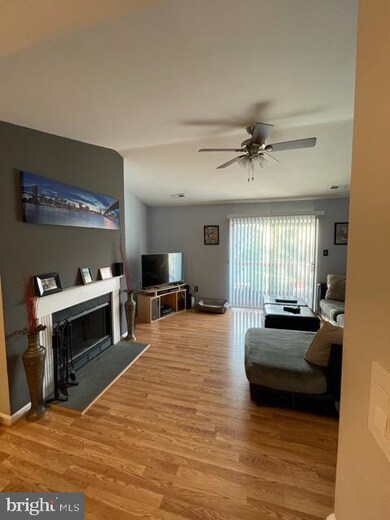 512 Cascade Ct, Sewell, NJ 08080 - photo 5